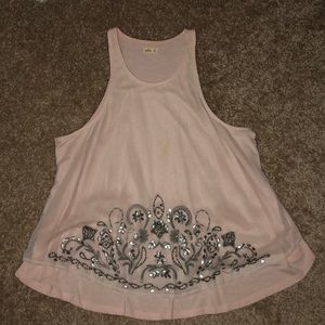 light pink tank/blouse? lol